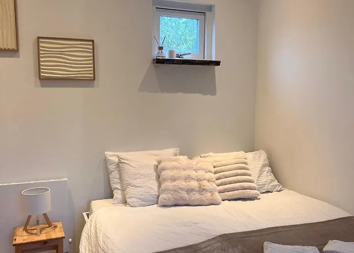 Chalet Cozy Tiny House Close To Schiphol Ams Airport *